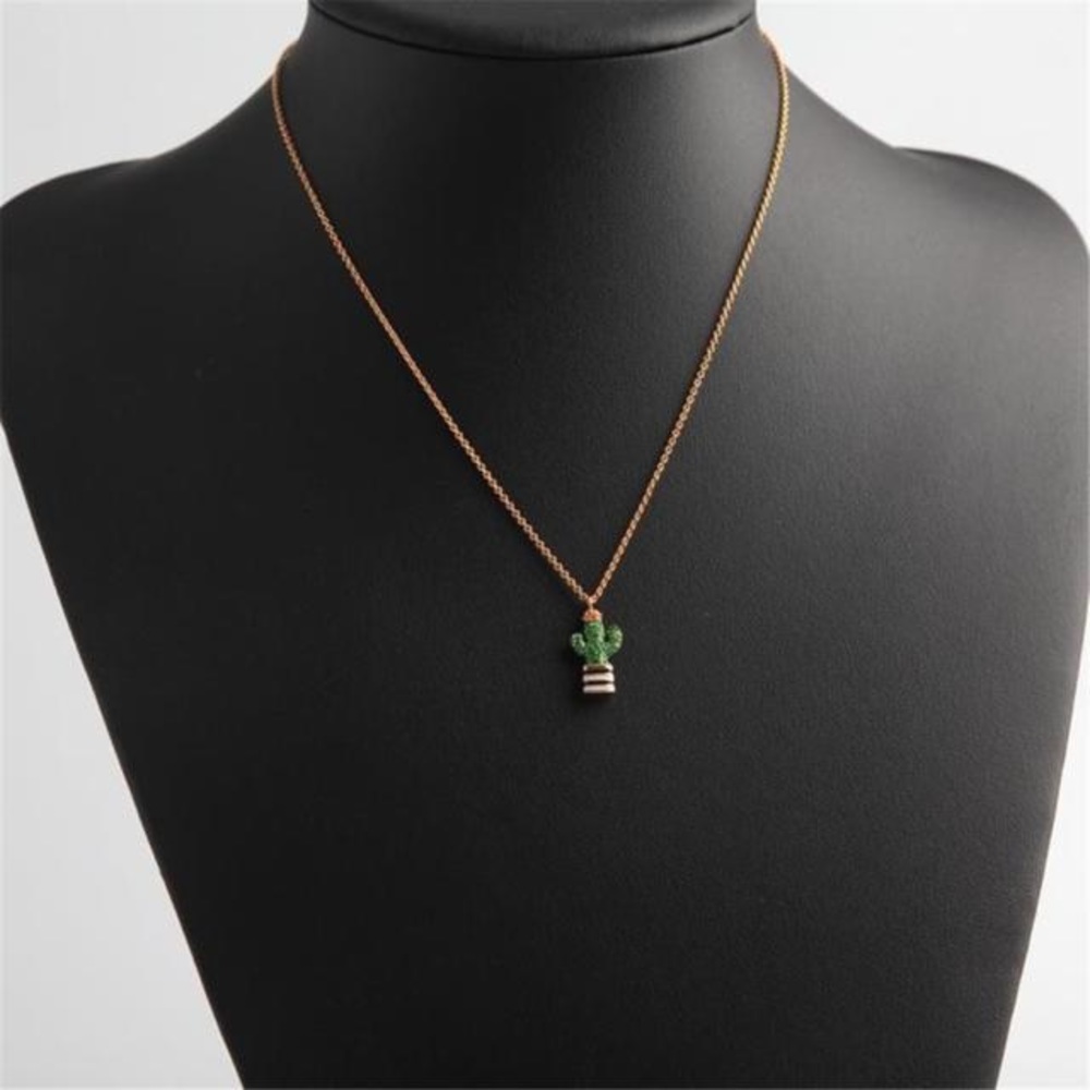 💕SOLD💕Kate Spade cactus necklace - Picture 4 of 4